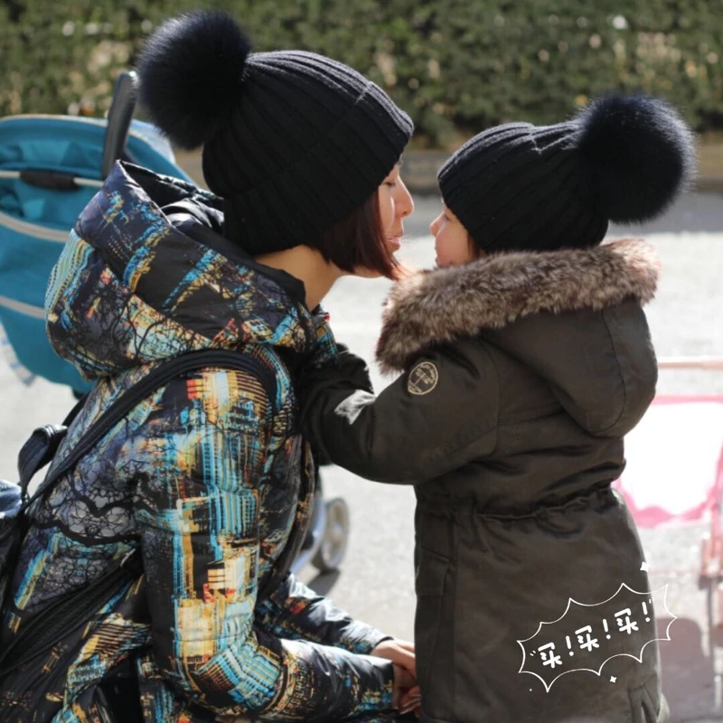Female Winter Brand Fur Pom Poms hat Winter Hat For Women Girl 's Hat Knitted Beanies Cap Hat Thick Women Skullies Beanies
Female Winter Brand Fur Pom Poms hat Winter Hat For Women Girl 's Hat Knitted Beanies Cap Hat Thick Women Skullies Beanies