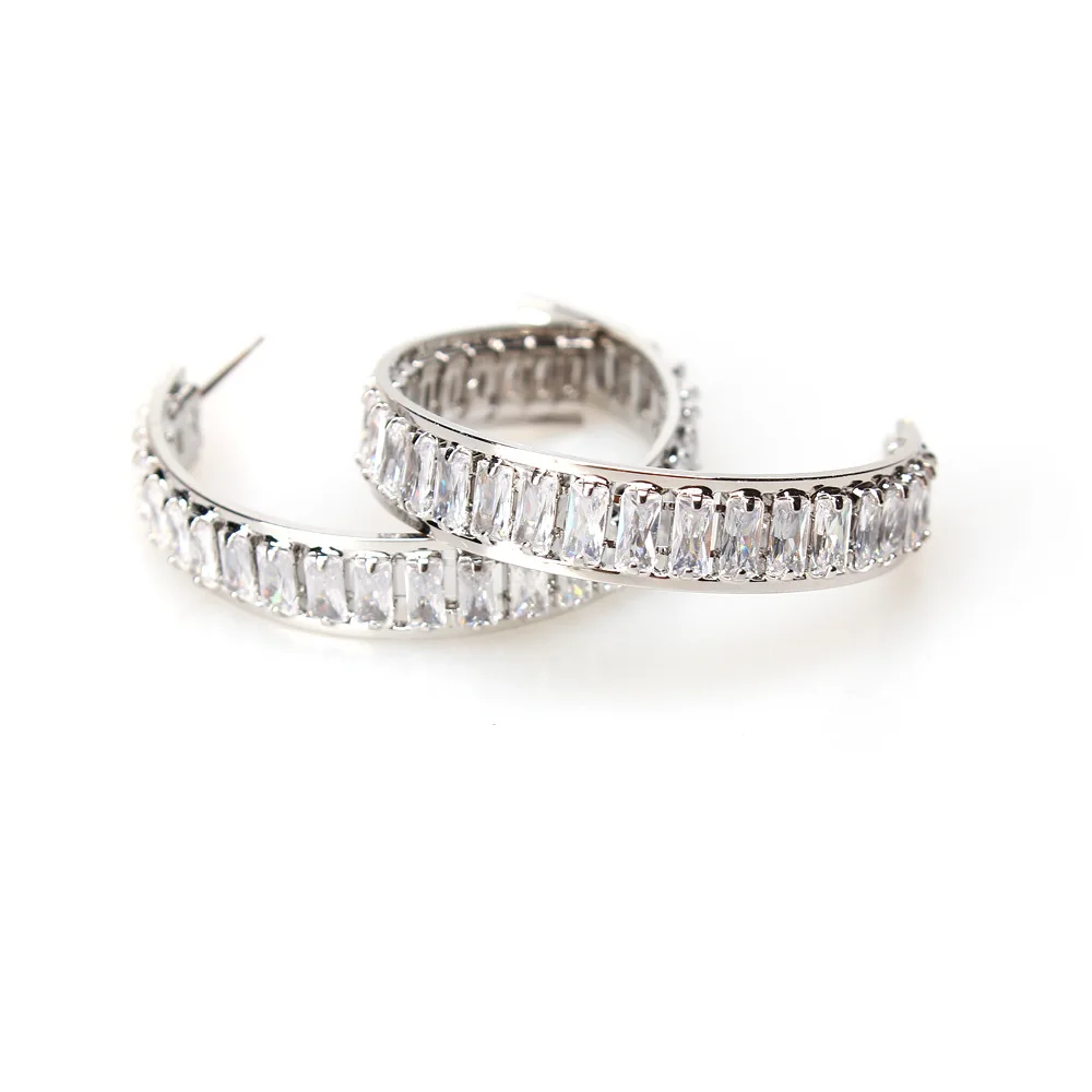 

Европейский стиль Ins микро-Золотое медное покрытие Оригинальное металлическое кольцо женские серьги ювелирные изделия XGS001