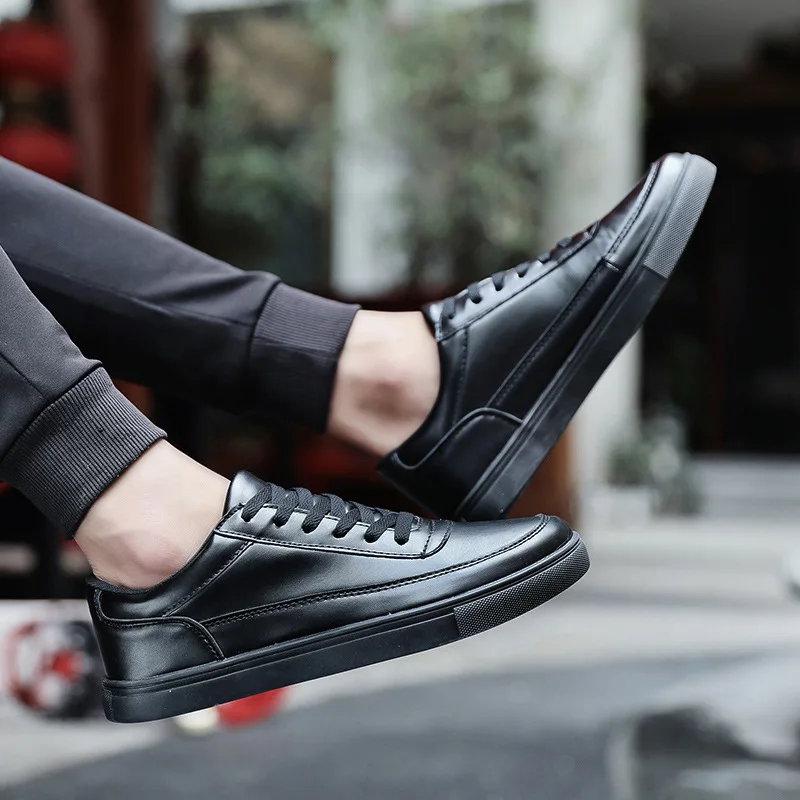 Black man shoe Autumn Casual Pu leather Flat Shoes Lace-up Low Top Male Sneakers tenis Breathable mens shoes Zapatos de hombres
Black man shoe Autumn Casual Pu leather Flat Shoes Lace-up Low Top Male Sneakers tenis Breathable mens shoes Zapatos de hombres