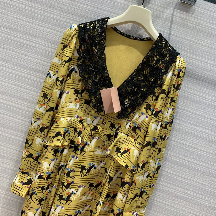 2020 New Elegant Style Silk Horse Print Omighty Long Dress Lace Dress with V-neck for Lady Free Shipping
2020 New Elegant Style Silk Horse Print Omighty Long Dress Lace Dress with V-neck for Lady Free Shipping