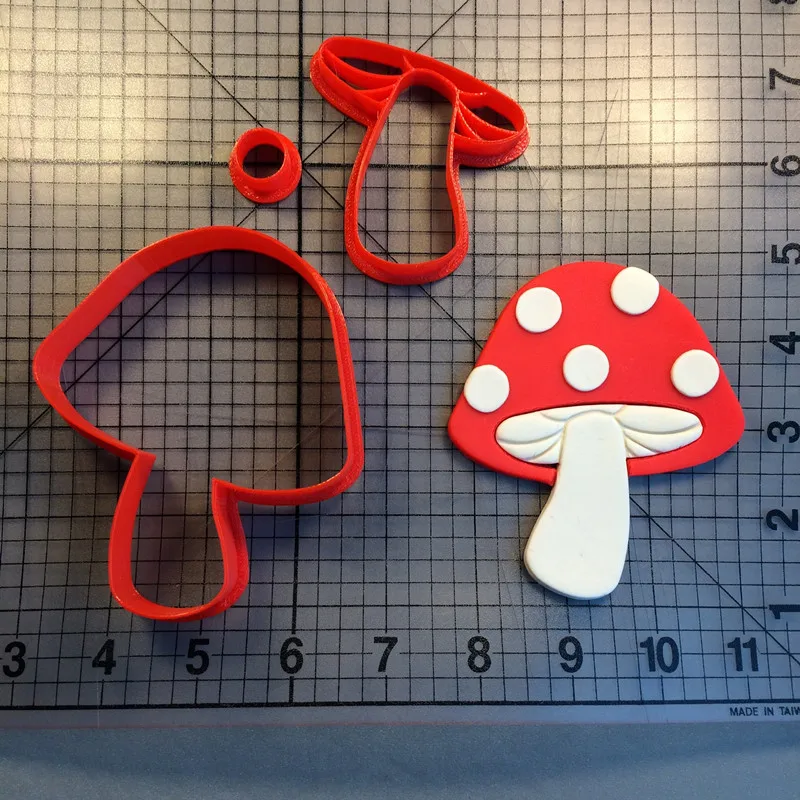 Mario Mushroom Cookie Mold Kitchen Supplies DIY Baking Utensils Pudding Mousse Cake Mold Family DIY Baking Molds
Mario Mushroom Cookie Mold Kitchen Supplies DIY Baking Utensils Pudding Mousse Cake Mold Family DIY Baking Molds