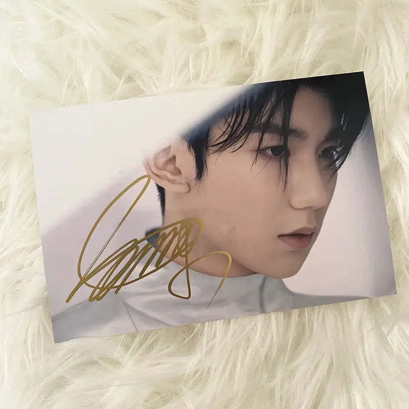Chinese Star Actor Singer TFBOYS Wang Yuan Signature Photo Hand Signed Photo For Fans Collection
Chinese Star Actor Singer TFBOYS Wang Yuan Signature Photo Hand Signed Photo For Fans Collection