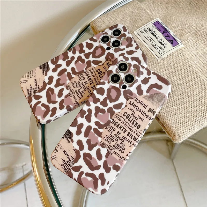 Retro Leopard Splice Liquid silicon Phone Case For iPhone 12 11 Pro Max XR X XS Max 7 8 Plus SE2020 Soft TPU Back Cover
Retro Leopard Splice Liquid silicon Phone Case For iPhone 12 11 Pro Max XR X XS Max 7 8 Plus SE2020 Soft TPU Back Cover