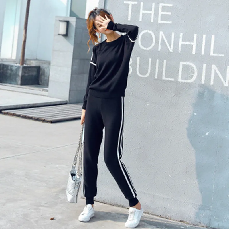 2021 Autumn Chic Tracksuit Casual Sweater 2 Piece Set Women Knitting Pullover Top + Elastic Waist Striped Long Pants Women Set
2021 Autumn Chic Tracksuit Casual Sweater 2 Piece Set Women Knitting Pullover Top + Elastic Waist Striped Long Pants Women Set