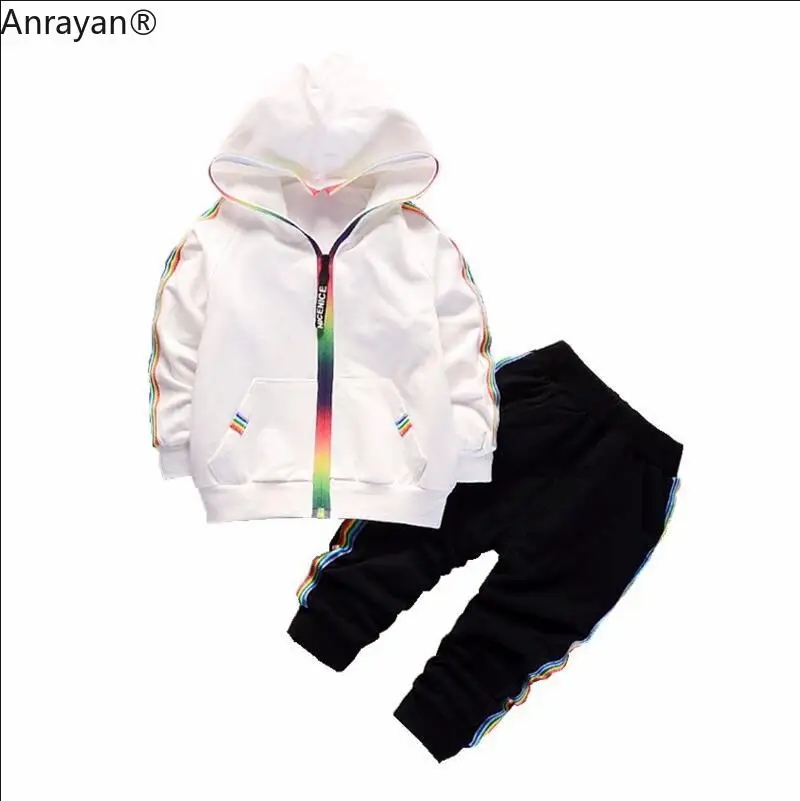 2020 New Spring Baby Casual Boys Girls Cotton Hooded Jacket Pants SPORT SUIT Kids Fashion Suit Infant Clothing Toddler Tracksuit
2020 New Spring Baby Casual Boys Girls Cotton Hooded Jacket Pants SPORT SUIT Kids Fashion Suit Infant Clothing Toddler Tracksuit