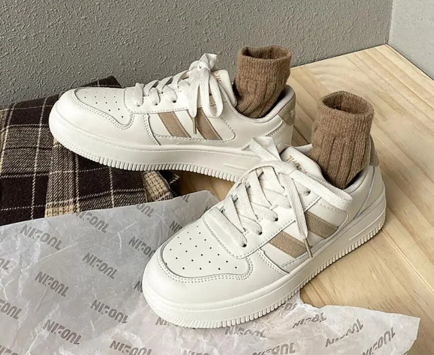 2021 women casual shoes fitness sports shoes fashion Sneakers women board shoes outdoor running shoes hiking women travel shoes
2021 women casual shoes fitness sports shoes fashion Sneakers women board shoes outdoor running shoes hiking women travel shoes