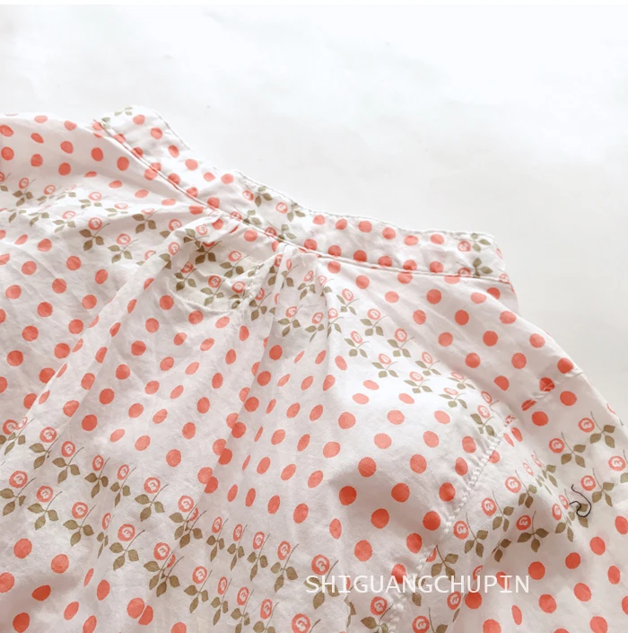 2020 New Summer Women Blouse Cotton Literary Fresh Polka Dot Print Lantern Sleeve Stand Collar Loose Casual Shirts Women
2020 New Summer Women Blouse Cotton Literary Fresh Polka Dot Print Lantern Sleeve Stand Collar Loose Casual Shirts Women