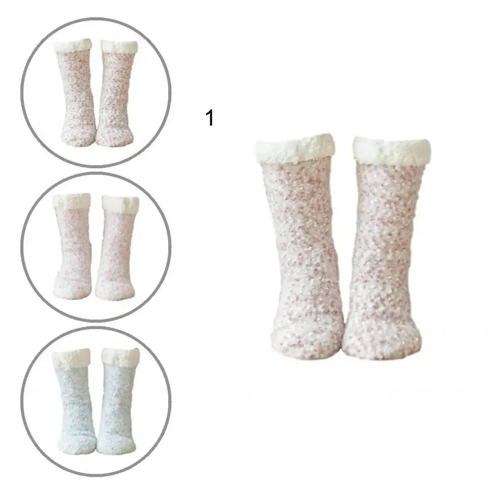 1 Pair Indoor Socks Stretchy Fleece Lining Cold Resistant Solid Color Women Warm Fluffy Socks Fluffy Socks for Daily Wear
1 Pair Indoor Socks Stretchy Fleece Lining Cold Resistant Solid Color Women Warm Fluffy Socks Fluffy Socks for Daily Wear