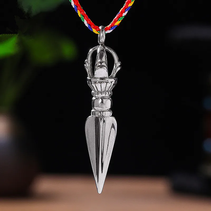 Тибетские товары из титановой стали размером 5 см, подвеска Vajra с благоприятной танкровой буддийской четкой резьбой
Тибетские товары из титановой стали размером 5 см, подвеска Vajra с благоприятной танкровой буддийской четкой резьбой