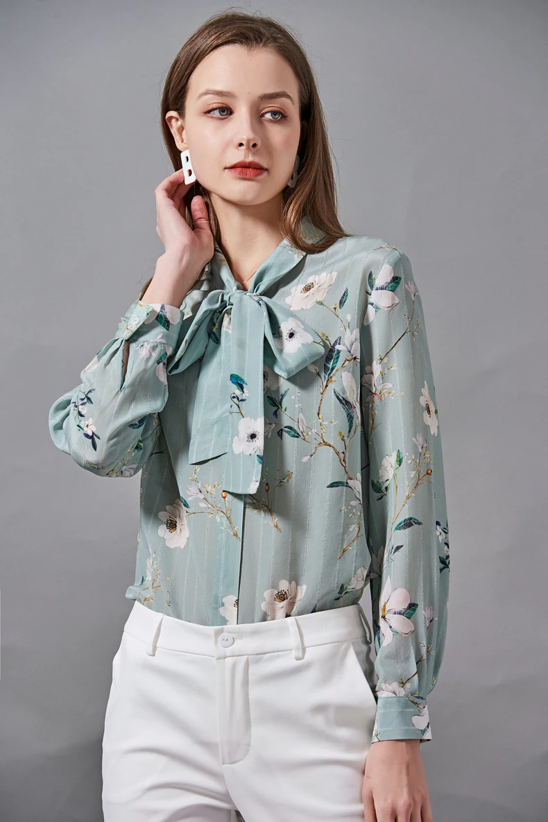 100% Silk Women's Shirt Bow Collar Lace Up Floral Printed Elegant High Street Blouse Camisa Tops
100% Silk Women's Shirt Bow Collar Lace Up Floral Printed Elegant High Street Blouse Camisa Tops