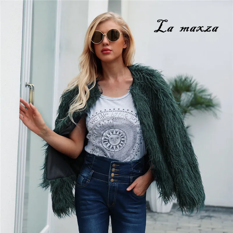 Fur & Faux Fur
Fur & Faux Fur