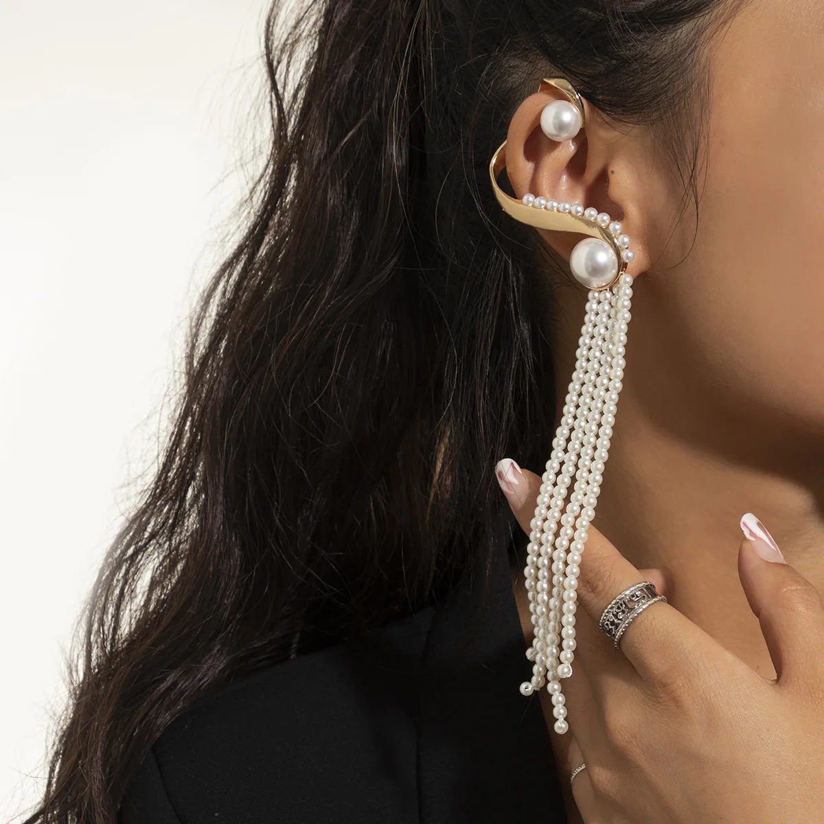 2021 New Metal Imitation Pearl Long Chain Tassel Earrings Suitable For Women's Fashion Jewelry Without Pierced Earrings For Part
2021 New Metal Imitation Pearl Long Chain Tassel Earrings Suitable For Women's Fashion Jewelry Without Pierced Earrings For Part