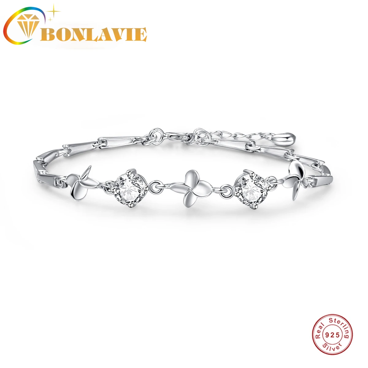New Four-leaf Clover Round Zircon White Gold Plated Bracelets 925 Sterling Silver Bracelet for Women Wedding Party Jewelry 
New Four-leaf Clover Round Zircon White Gold Plated Bracelets 925 Sterling Silver Bracelet for Women Wedding Party Jewelry