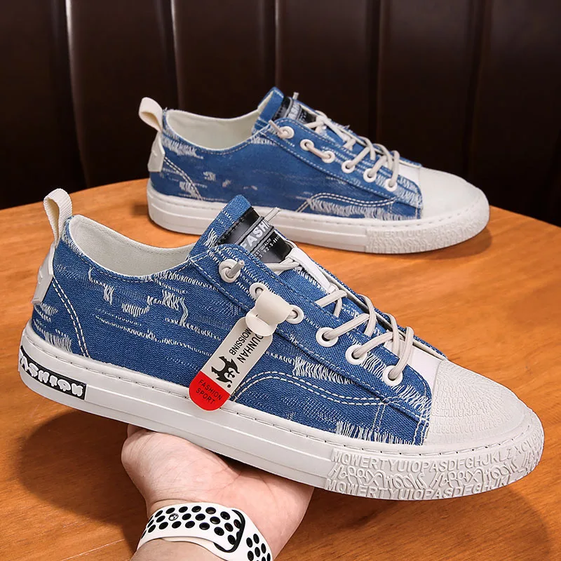 low-top Men sneakers fashion casual shoes Men breathable canvas shoes student board shoes simple men cowboy shoes sports shoes
low-top Men sneakers fashion casual shoes Men breathable canvas shoes student board shoes simple men cowboy shoes sports shoes