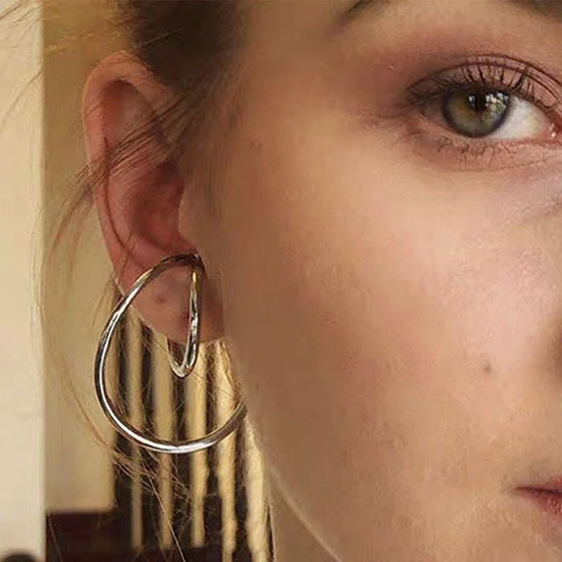 2022 New Geometric Irregular Twisted Curve Ear Clips Cartilage Earring Cuffs Non Piercing Earrings Women Fashion Jewelry
2022 New Geometric Irregular Twisted Curve Ear Clips Cartilage Earring Cuffs Non Piercing Earrings Women Fashion Jewelry