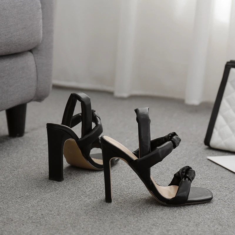 Fashion Womens Shoes 2021 Beige Heeled Sandals Large Size Square Toe Luxury Black High Big Girls Low Velvet Comfort Rubber Back
Fashion Womens Shoes 2021 Beige Heeled Sandals Large Size Square Toe Luxury Black High Big Girls Low Velvet Comfort Rubber Back