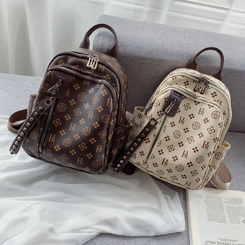 PU Leather Classic Backpack Luxurious Designer Small Backpack European and American style Vintage Bags for Women Leisure Bags
PU Leather Classic Backpack Luxurious Designer Small Backpack European and American style Vintage Bags for Women Leisure Bags