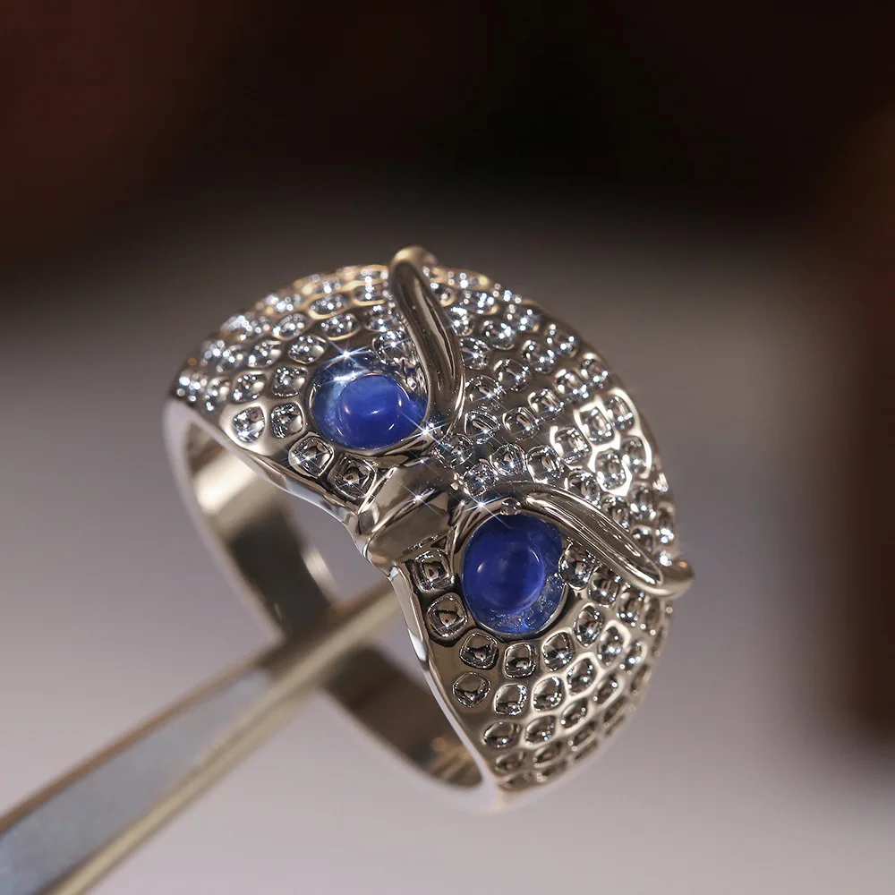 Creative blue cat's eye owl ring unique cute animal ring mens rings wholesale bulk
Creative blue cat's eye owl ring unique cute animal ring mens rings wholesale bulk