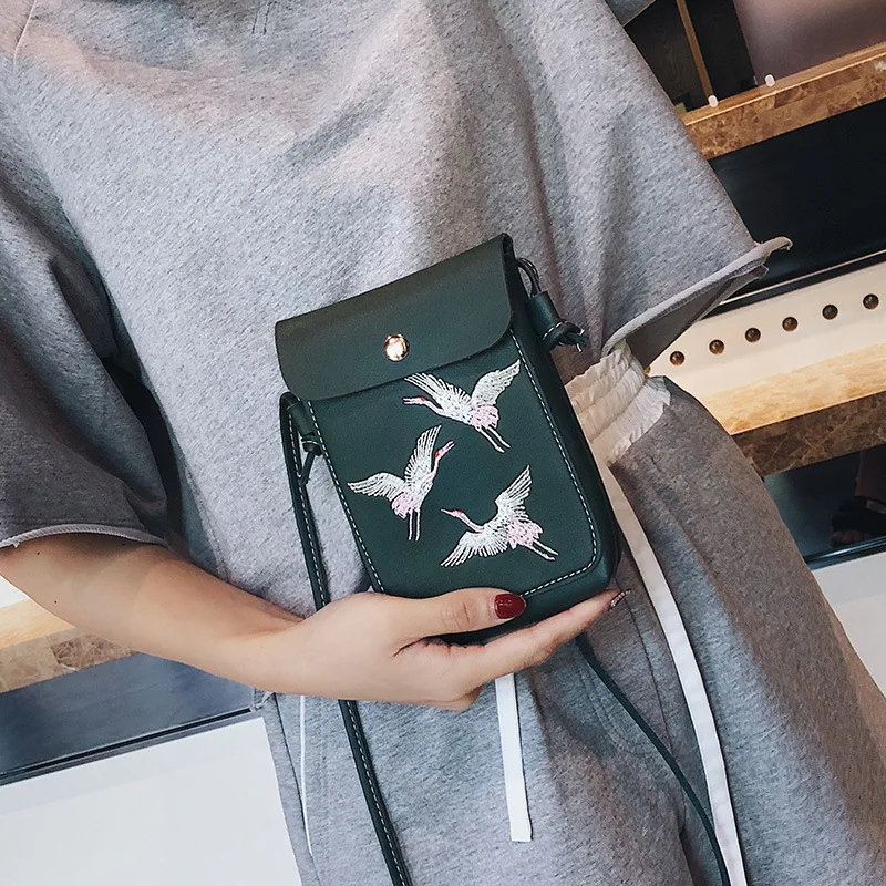 New Arrival Women Fashion Animal Embroidery Crossbody Bag Stylish Cellphone Purse for Ladies Female
New Arrival Women Fashion Animal Embroidery Crossbody Bag Stylish Cellphone Purse for Ladies Female
