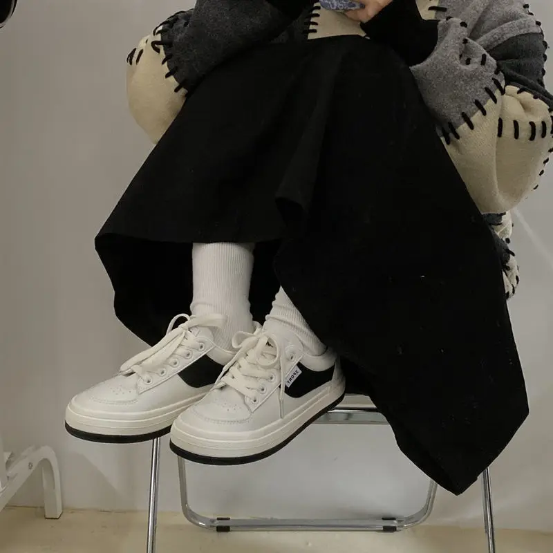 Модная женская спортивная обувь, дышащая прогулочная женская повседневная обувь, легкие кроссовки на шнуровке, женская обувь на плоской по... 
Модная женская спортивная обувь, дышащая прогулочная женская повседневная обувь, легкие кроссовки на шнуровке, женская обувь на плоской по...