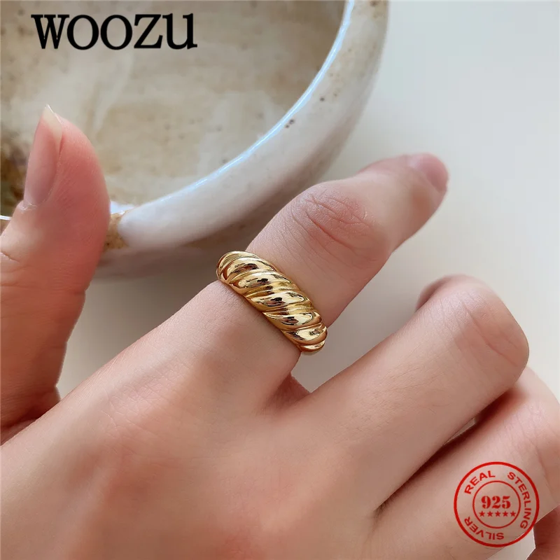 WOOZU Real 925 Sterling Silver Simple Glossy Twist Wave Open Finger Rings For Women Party European Punk Rock Unisex Jewelry Gift
WOOZU Real 925 Sterling Silver Simple Glossy Twist Wave Open Finger Rings For Women Party European Punk Rock Unisex Jewelry Gift