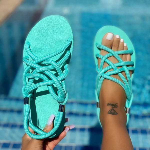 2021 Summer New Flat Open Toe Sandals Fashion Solid Color Comfortable Outdoor Women's Shoes Plus Size 43 Sandalias De Mujer
2021 Summer New Flat Open Toe Sandals Fashion Solid Color Comfortable Outdoor Women's Shoes Plus Size 43 Sandalias De Mujer