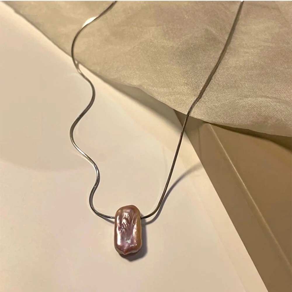Han Edition Personality Contracted Irregular Pearl Necklace Female Cold Wind Senior Hiphop/Rock Casual/Sporty Pendant Necklace
Han Edition Personality Contracted Irregular Pearl Necklace Female Cold Wind Senior Hiphop/Rock Casual/Sporty Pendant Necklace