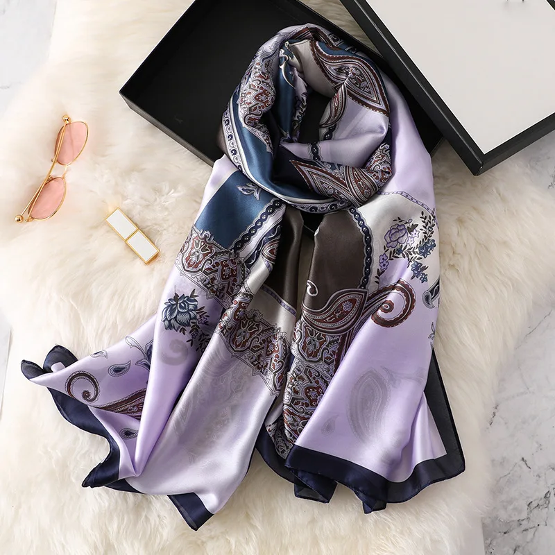 2021 Fashion Print Women Silk Scarf Shawls Long Wraps Hijab Foulard Pashmina Beach Scarves Lady Bandana
2021 Fashion Print Women Silk Scarf Shawls Long Wraps Hijab Foulard Pashmina Beach Scarves Lady Bandana
