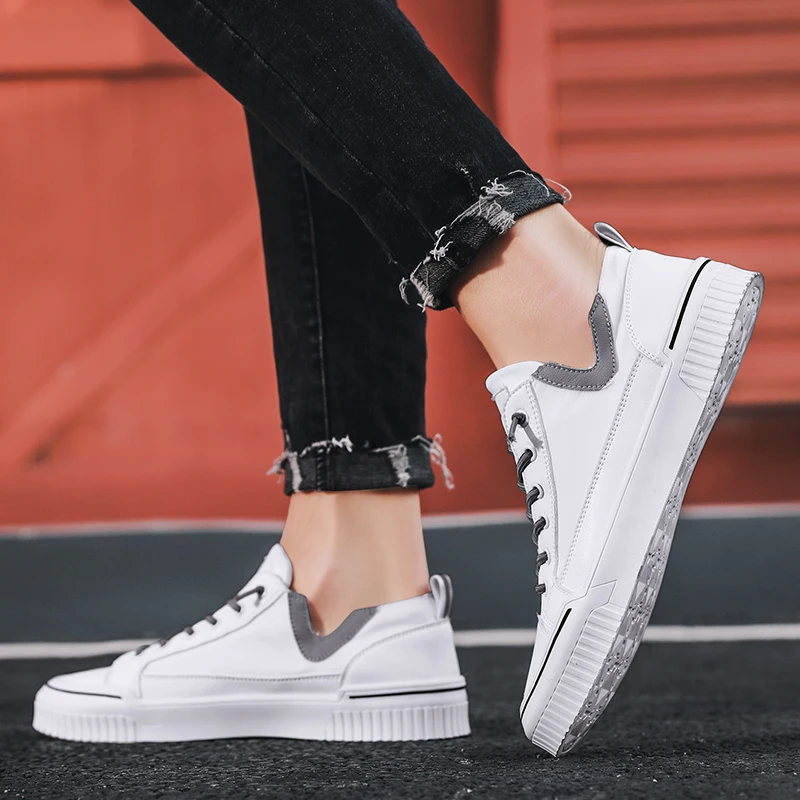 Men Casual Shoes Sneakers Fashion Light Breathable Zapatos Casuales For Leather Man White Mens Slip On Trainers Sneaker Causal
Men Casual Shoes Sneakers Fashion Light Breathable Zapatos Casuales For Leather Man White Mens Slip On Trainers Sneaker Causal