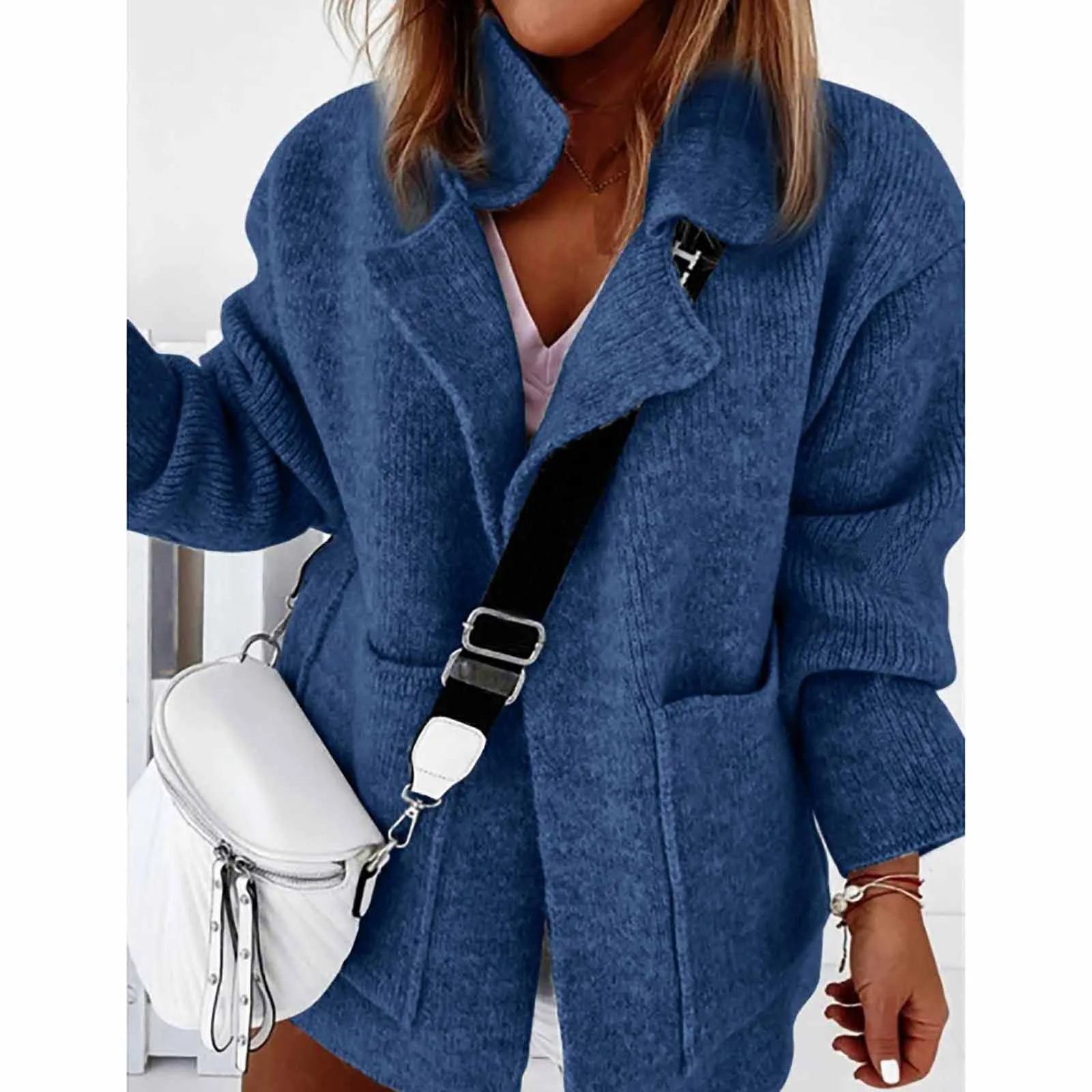 Women Winter Turn Down Collar Pockets Solid Long Sleeve Loose Coat Jackets Fashion Atmosphere Round Neck Simple Short
Women Winter Turn Down Collar Pockets Solid Long Sleeve Loose Coat Jackets Fashion Atmosphere Round Neck Simple Short