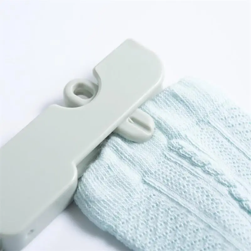 VIERUODIS 1pcs Travel Portable Folding Hanger Multi-Functional Travel Hanger Stretch Drying Rack Home Wardrobe Storage Rack
VIERUODIS 1pcs Travel Portable Folding Hanger Multi-Functional Travel Hanger Stretch Drying Rack Home Wardrobe Storage Rack