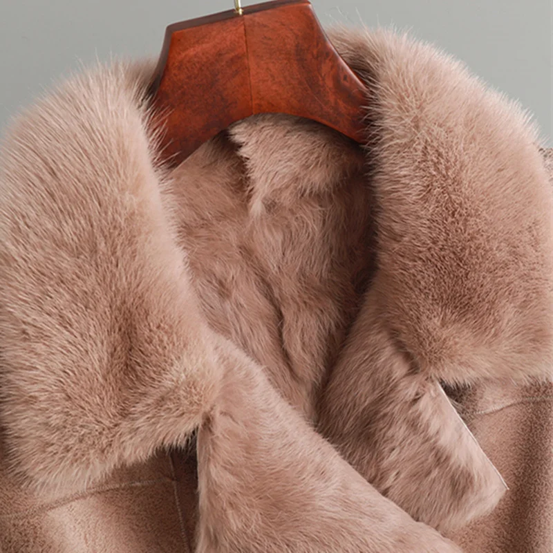 Fur Natural Coat Women Real Sheep Fur Jacket Mink Fur Collar Winter Coat Women Clothes 2020 Double Faced Wool Coat Large size
Fur Natural Coat Women Real Sheep Fur Jacket Mink Fur Collar Winter Coat Women Clothes 2020 Double Faced Wool Coat Large size