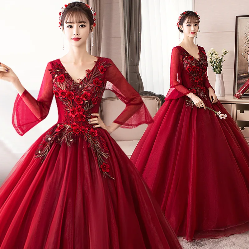 Long Sleeves Quinceanera Dresses 2019 Sexy V Neck Lace Appliques Beaded Ball Gowns Girls Sweet 15 16 Prom Gowns
Long Sleeves Quinceanera Dresses 2019 Sexy V Neck Lace Appliques Beaded Ball Gowns Girls Sweet 15 16 Prom Gowns