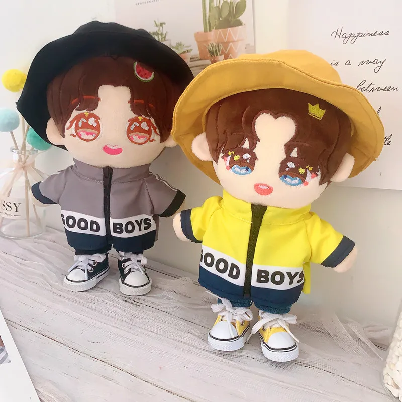 20cm Plush movie star idol dolls YiBo Casual coat Fisherman hat pants Doll Accessories Present Replaceable Clothes Toys Gift
20cm Plush movie star idol dolls YiBo Casual coat Fisherman hat pants Doll Accessories Present Replaceable Clothes Toys Gift
