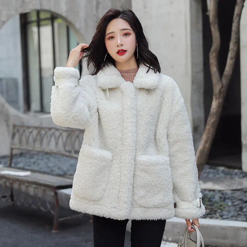 Korean Fashion Trend Long-sleeved Woolen Coat Autumn Winter 2020 New Casual Warm High Quality Loose Zipper Women Jacket W18
Korean Fashion Trend Long-sleeved Woolen Coat Autumn Winter 2020 New Casual Warm High Quality Loose Zipper Women Jacket W18