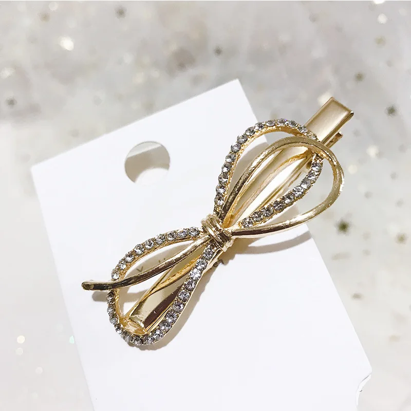 1PC Gold Pearls Crystal Flower Bow Barrettes Women Girl Diamond Hair Clips Fashion Charm Hair Accessories Sweet Alloy Hairgrips
1PC Gold Pearls Crystal Flower Bow Barrettes Women Girl Diamond Hair Clips Fashion Charm Hair Accessories Sweet Alloy Hairgrips