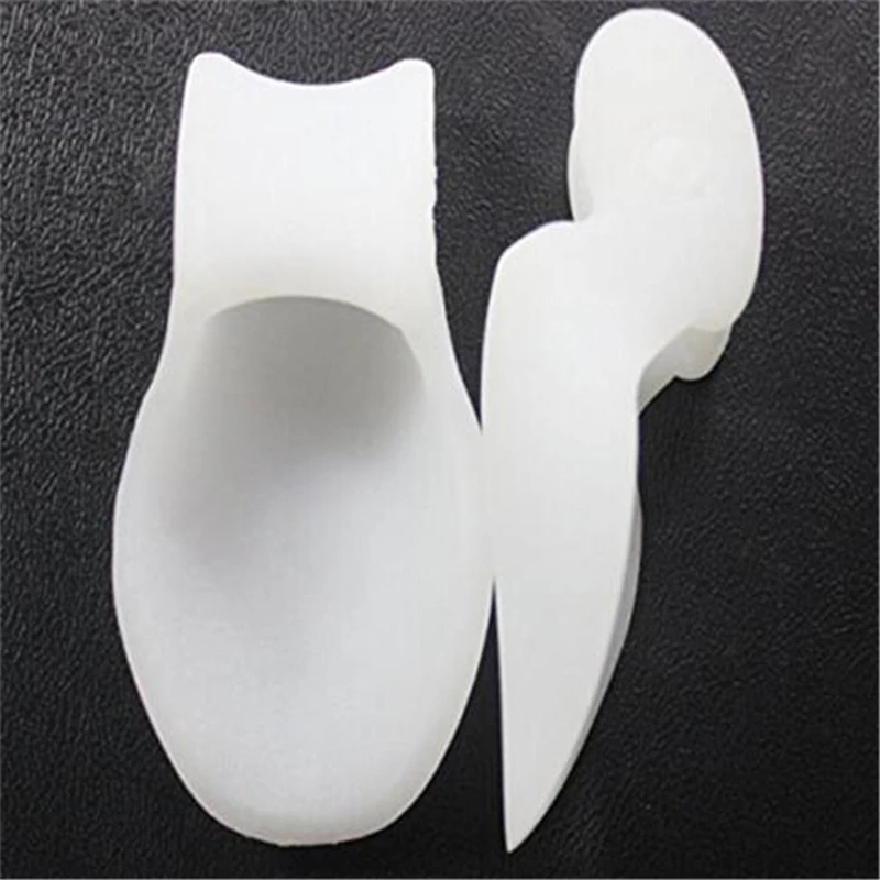 High Quality Gel Silicone Bunion Corrector Big Toe Separators Straightener Spreader Hallux Valgus Massager Foot Care Tool 1Pair
High Quality Gel Silicone Bunion Corrector Big Toe Separators Straightener Spreader Hallux Valgus Massager Foot Care Tool 1Pair