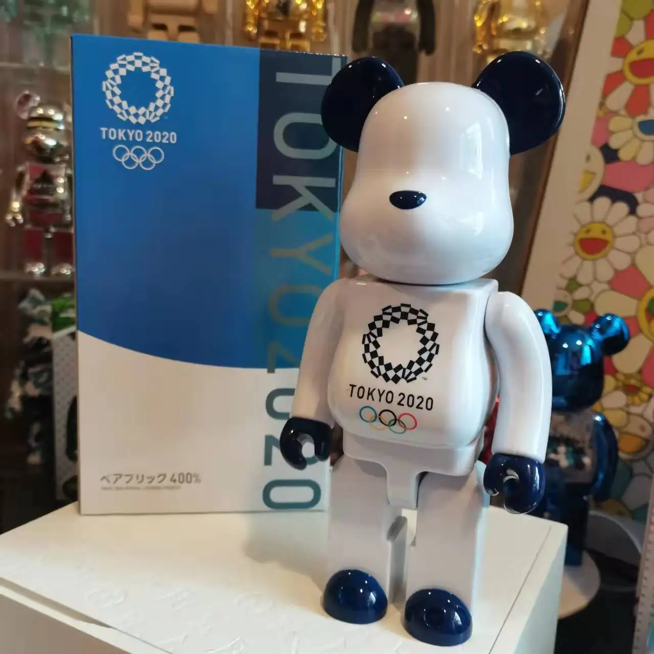 28cm Bearbrick 400% Building Block Bear Violent Bear Home Decor Figurines Dolls Kawaii Ornaments Figures Model Toys Boys Gift
28cm Bearbrick 400% Building Block Bear Violent Bear Home Decor Figurines Dolls Kawaii Ornaments Figures Model Toys Boys Gift