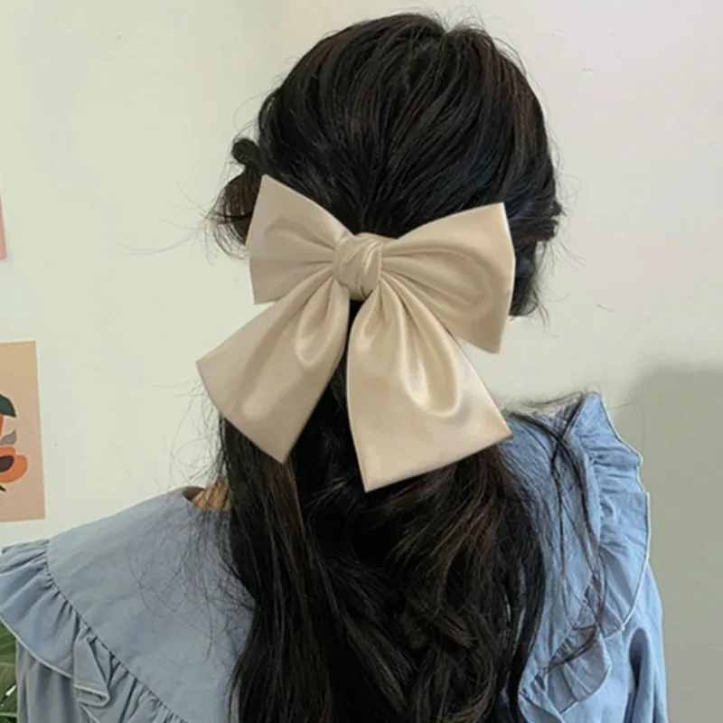 Oversized Bow Hair Accessories Fashion Satin Ribbon Hairpins Big Bow Hairpins Women Girls Satin Ladies Hairpins Cute
Oversized Bow Hair Accessories Fashion Satin Ribbon Hairpins Big Bow Hairpins Women Girls Satin Ladies Hairpins Cute
