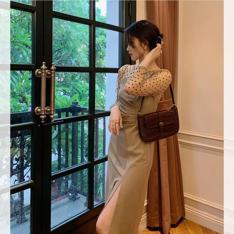 2020 Autumn New Temperament Waist Slimming Split Asymmetric Graceful Polka Dot Mesh Stitching Dress Women 
2020 Autumn New Temperament Waist Slimming Split Asymmetric Graceful Polka Dot Mesh Stitching Dress Women
