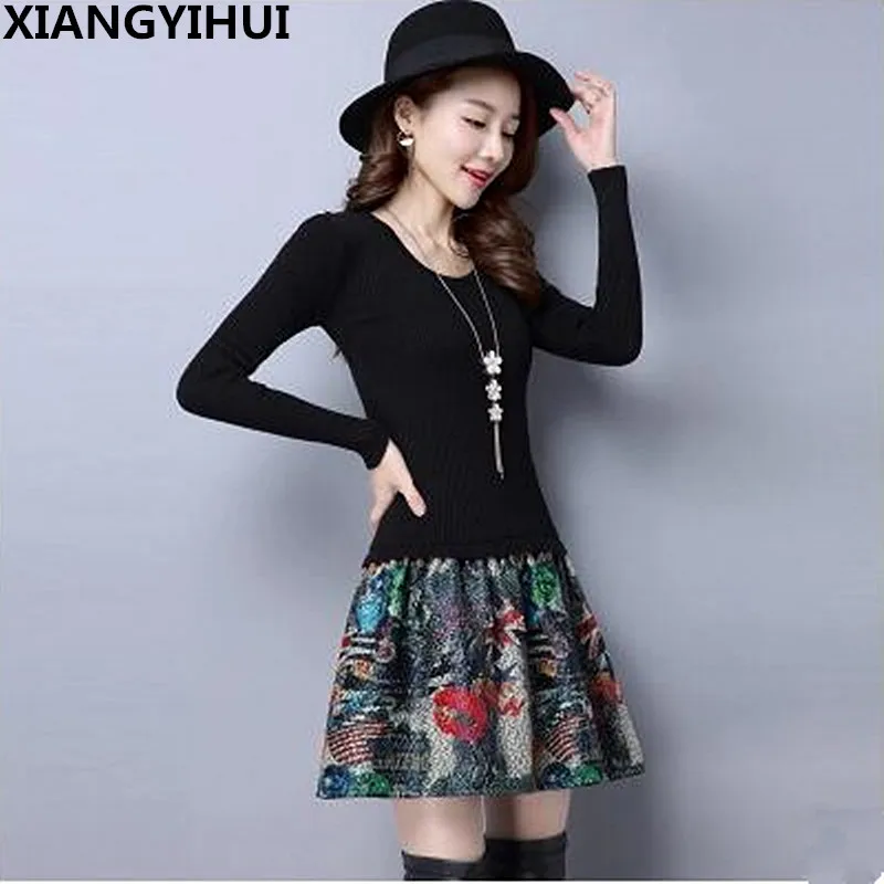 2019 autumn and winter dress one-piece loose knitted sweater dresses big size elegant Fashion flower printing dress
2019 autumn and winter dress one-piece loose knitted sweater dresses big size elegant Fashion flower printing dress