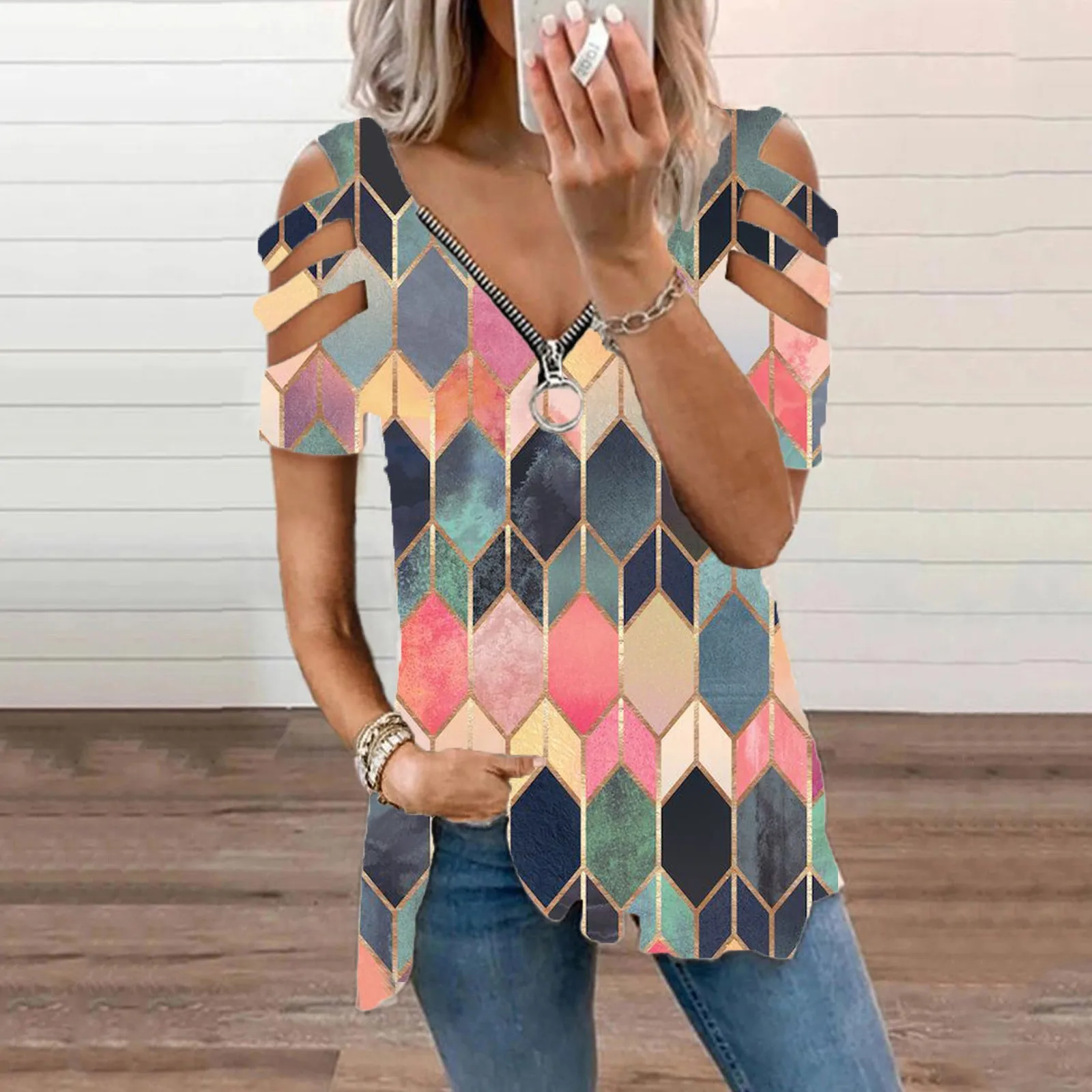 Fashion Zipper Print Blouse Shirt Hollow V-Neck Tops Tee Summer Casual Ladies Tops Female Women Short Sleeve Blusas Pullover
Fashion Zipper Print Blouse Shirt Hollow V-Neck Tops Tee Summer Casual Ladies Tops Female Women Short Sleeve Blusas Pullover