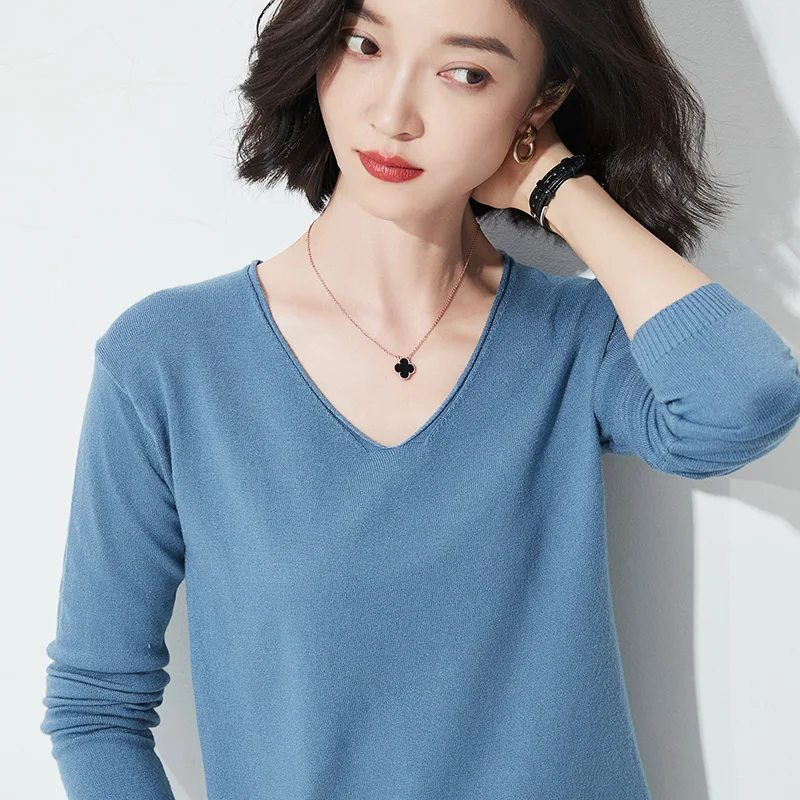 Simplee Women Basic Pullovers V-Neck Fashion Autumn Winter Female Clothes Knitted Office Lady Comfortable Warm Solid Jumper
Simplee Women Basic Pullovers V-Neck Fashion Autumn Winter Female Clothes Knitted Office Lady Comfortable Warm Solid Jumper