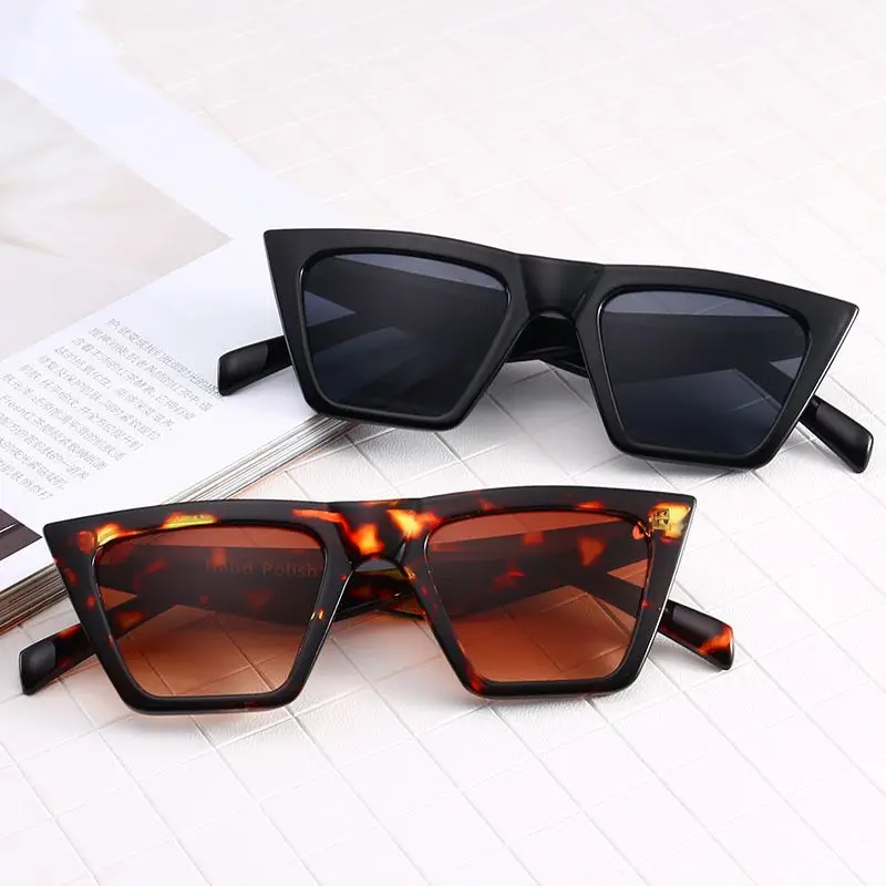 Fashion Vintage Square Sunglasses Women Designer Luxury Man/Women Cat Eye Lady Outdoor Sun Glasses Classic Oculos De Sol UV400
Fashion Vintage Square Sunglasses Women Designer Luxury Man/Women Cat Eye Lady Outdoor Sun Glasses Classic Oculos De Sol UV400