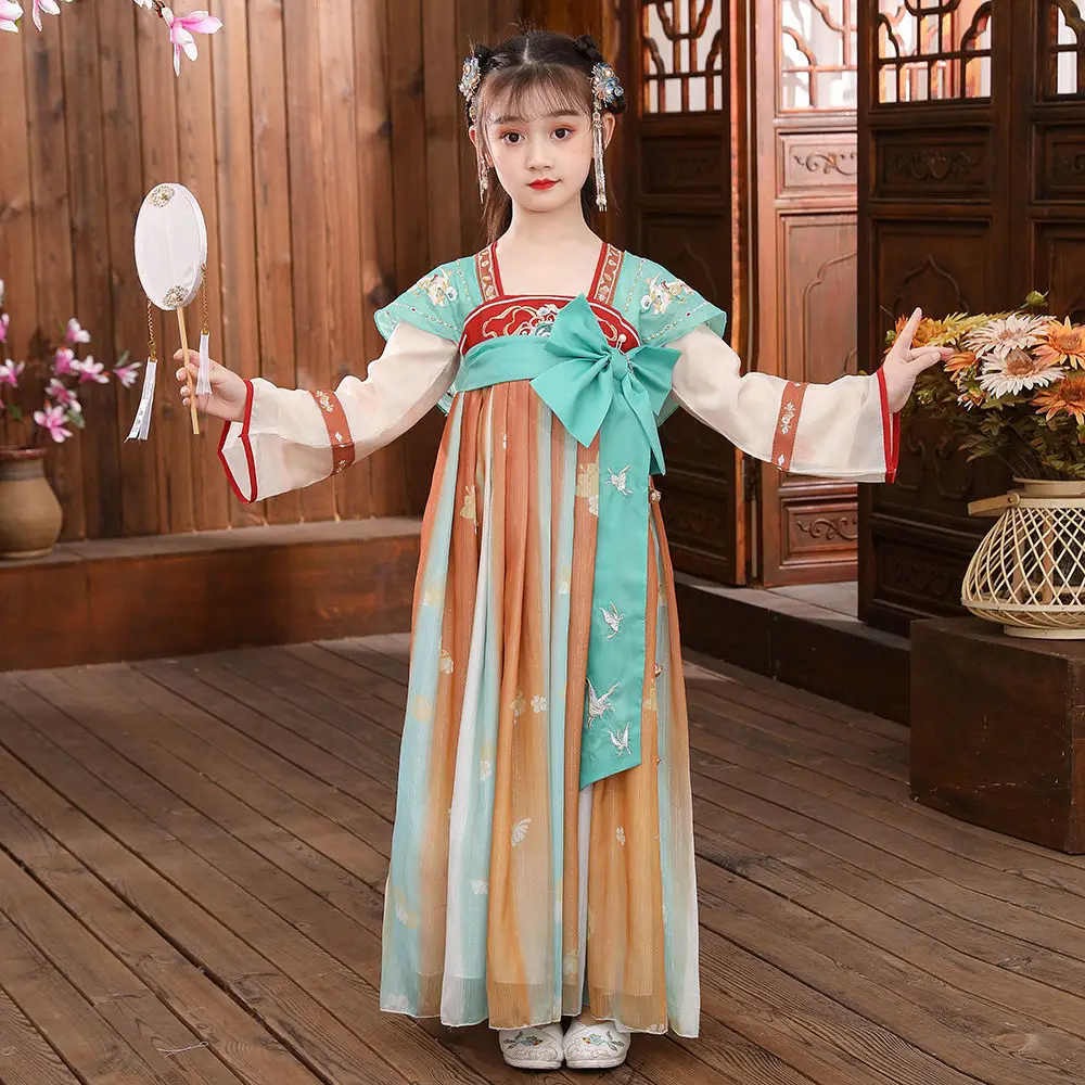 Набор Hanfu для девочек в китайском стиле детская древняя Восточная Одежда Хэллоуин сказочная принцесса костюм для косплея костюм для выступления на сцене
Набор Hanfu для девочек в китайском стиле детская древняя Восточная Одежда Хэллоуин сказочная принцесса костюм для косплея костюм для выступления на сцене