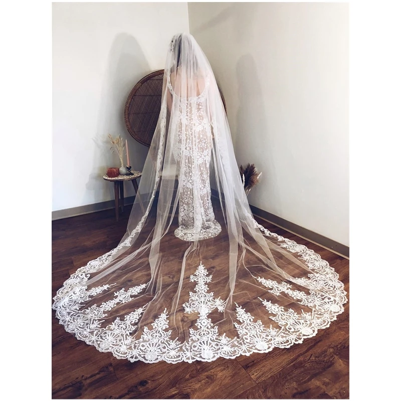 Wedding Accessories
Wedding Accessories