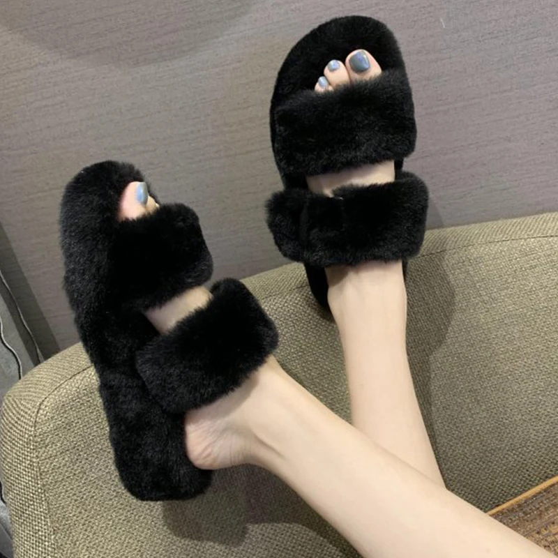 2020 Winter Plush Slippers Fashion Designer Non-slip Thick-soled Outdoor Slippers Comfortable and Warm Fur Ladies Home Shoes
2020 Winter Plush Slippers Fashion Designer Non-slip Thick-soled Outdoor Slippers Comfortable and Warm Fur Ladies Home Shoes