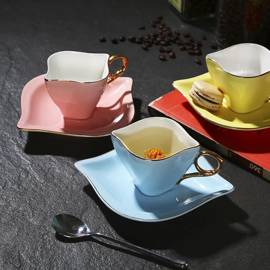 

Европейский керамический чайный сервиз из костяного фарфора, кофейная чашка, набор блюдец, чашки для эспрессо, керамические чашки Taza, эколо...