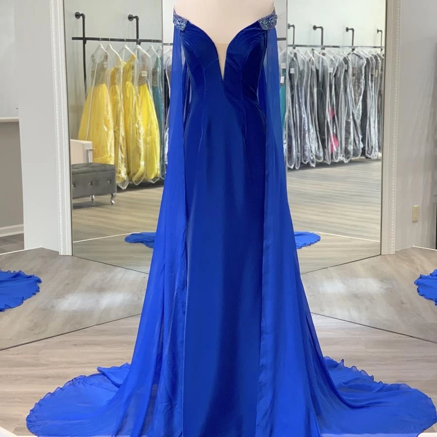Miss Mrs Lade Pageant Dress 2020 Royal Blue Velvet Elegant Red Carpet Couture Gowns with Chiffon Cape Bead-work Off the Shoulder
Miss Mrs Lade Pageant Dress 2020 Royal Blue Velvet Elegant Red Carpet Couture Gowns with Chiffon Cape Bead-work Off the Shoulder