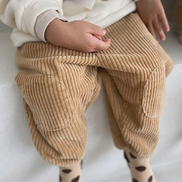 2021 Baby Spring Corduroy Pants Children's Winter Wild Patch Casual Carrot Pants Trousers
2021 Baby Spring Corduroy Pants Children's Winter Wild Patch Casual Carrot Pants Trousers